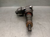 Recambio de inyector para volkswagen passat berlina (3b3) 1.9 tdi referencia OEM IAM 038130073AL  0414720039 BOSCH