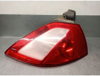 Recambio de piloto trasero derecho para renault megane ii berlina 3p 1.6 16v referencia OEM IAM 8200073237 8200073237 