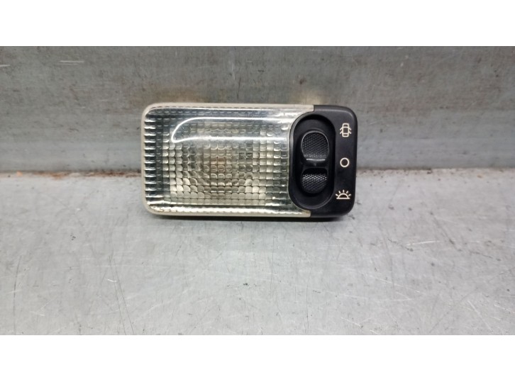 Recambio de luz interior para citroën berlingo 1.9 diesel referencia OEM IAM 6362K9 6362K9 