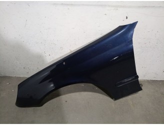 Recambio de aleta delantera izquierda para mercedes-benz clase c (w203) berlina 1.8 cat referencia OEM IAM A2038800118 A20388001