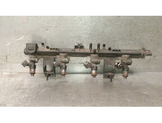 Recambio de rampa inyectora para renault clio ii fase ii (b/cb0) 1.2 16v referencia OEM IAM 8200286064 8200367230 