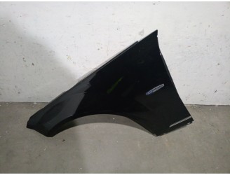 Recambio de aleta delantera izquierda para mercedes-benz clase c (w204) berlina 2.1 cdi cat referencia OEM IAM A2048800118 A2048