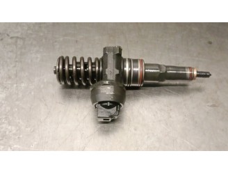 Recambio de inyector para volkswagen golf iv variant (1j5) 1.9 tdi 4motion referencia OEM IAM 038130073AL  0414720039 BOSCH