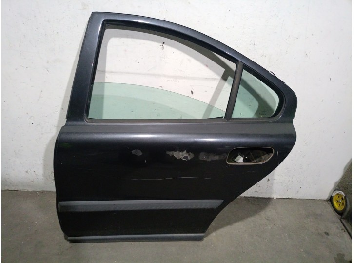Replacement rear left door for Volvo S60 saloon 2.4 CAT OEM IAM reference 30796488 30796488 
