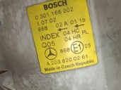 Recambio de faro derecho para mercedes-benz clase c (w203) berlina 1.8 cat referencia OEM IAM A2038200261 A2038200261 