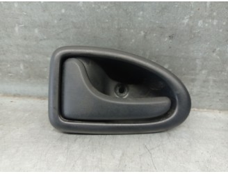 Recambio de maneta interior delantera izquierda para renault clio ii fase ii (b/cb0) 1.5 dci diesel referencia OEM IAM 820002899