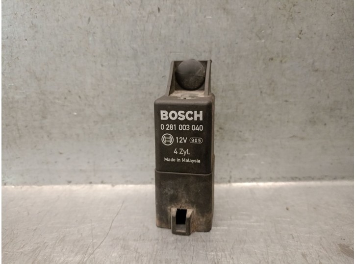 Recambio de caja precalentamiento para chrysler grand voyager v (rt) 2.8 crd referencia OEM IAM 05033351AA 0281003040 BOSCH