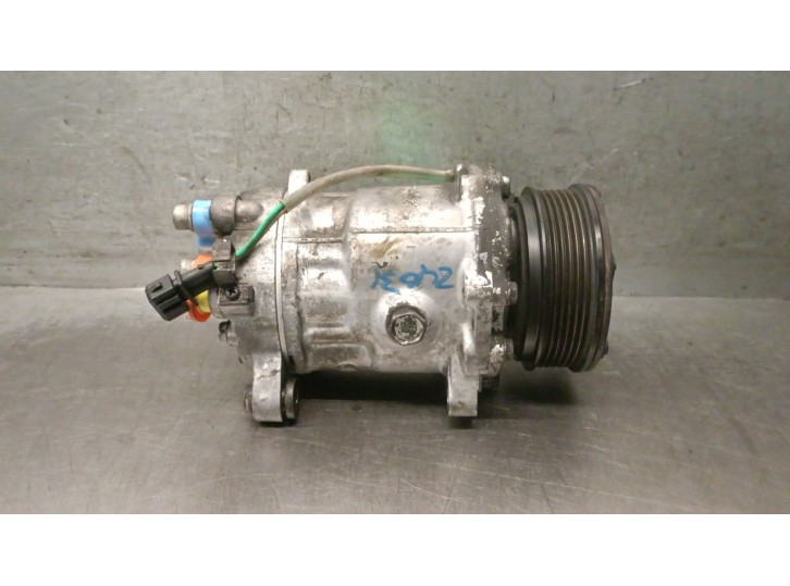 Recambio de compresor aire acondicionado para volkswagen polo berlina (6n2) 1.4 referencia OEM IAM 6N0820803B 6N0820803B 