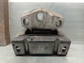 Recambio de soporte motor izquierdo para renault clio ii fase ii (b/cb0) 1.5 dci diesel referencia OEM IAM 7M3199555 