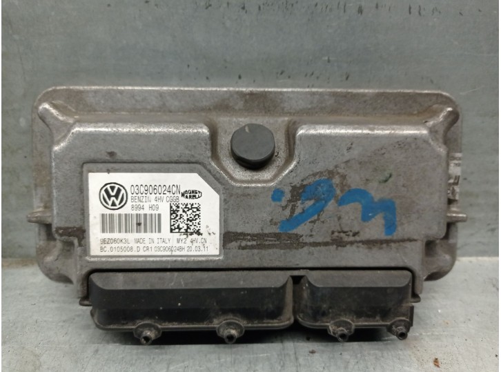 Recambio de centralita motor uce para volkswagen polo (6r1) 1.4 fsi referencia OEM IAM 03C906024CN  