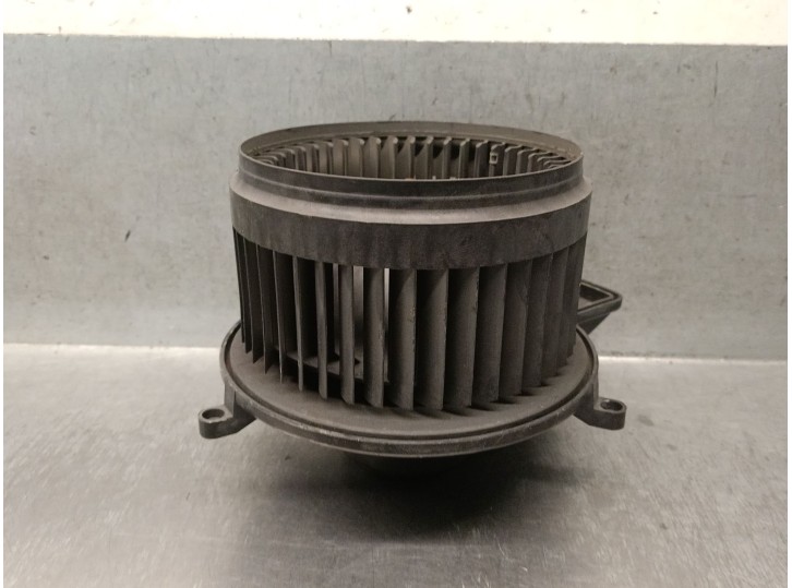 Recambio de motor calefaccion para chrysler grand voyager v (rt) 2.8 crd referencia OEM IAM 68029719AA 68029719AA 