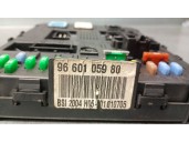 Recambio de caja reles / fusibles para citroën c4 berlina sx referencia OEM IAM 9660105980  