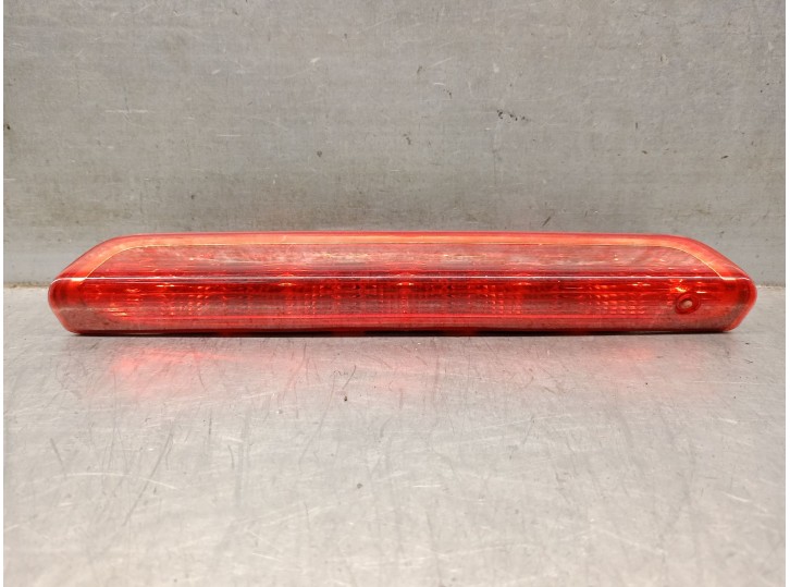 Recambio de luz central de freno para peugeot 308 confort referencia OEM IAM 9680426580 6350CR 