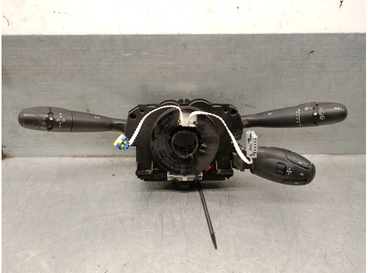 Recambio de mando luces para peugeot 308 confort referencia OEM IAM 96721248XT 6242TQ DELPHI