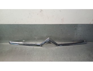 Recambio de molduras delanteras para citroën c4 berlina sx referencia OEM IAM 9646995977 7452FF 