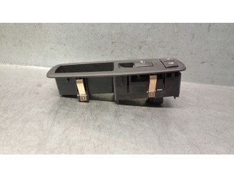 Recambio de bisagra puerta para renault captur ii referencia OEM IAM 804007083R TRASERA IZQUIERDA  2