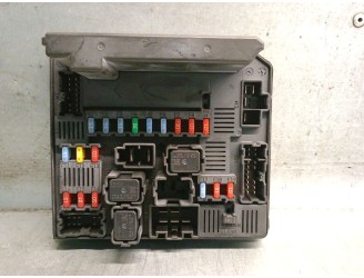 Recambio de caja reles / fusibles para nissan qashqai (j10) 2.0 dci turbodiesel cat referencia OEM IAM 284B7JD000  