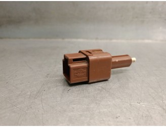 Recambio de interruptor para nissan qashqai (j10) 2.0 dci turbodiesel cat referencia OEM IAM 25320BC60B 