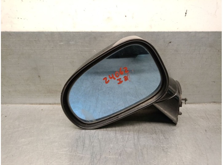 Recambio de retrovisor izquierdo para ssangyong rodius i 2.7 xdi 4wd referencia OEM IAM 7892121120LAK 7892121120LAK 