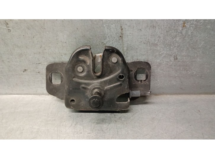 Recambio de cerradura capot para chrysler grand voyager v (rt) 2.8 crd referencia OEM IAM 5020846AA 5020846AA 