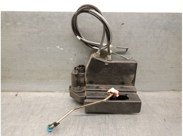 Recambio de cerradura puerta trasera derecha para ssangyong rodius i 2.7 xdi 4wd referencia OEM IAM 7132021003 7132021003 