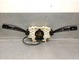 Recambio de mando luces para ssangyong rodius i 2.7 xdi 4wd referencia OEM IAM 8592208040 8592208040 