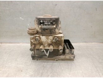 Recambio de abs para ssangyong rodius i 2.7 xdi 4wd referencia OEM IAM 4894021300 4894021300 02210202404 ATE