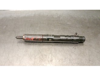 Recambio de palanca cambio para hyundai i30 1.4 cat referencia OEM IAM 437002R020XP  