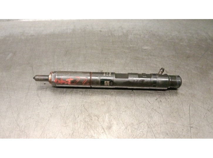 Recambio de inyector para renault scenic ii 1.5 dci diesel referencia OEM IAM 166009384R  28232248
