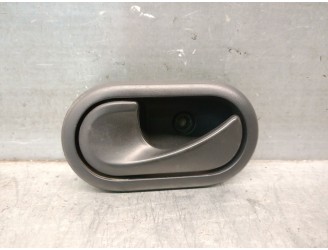 Recambio de maneta interior delantera izquierda para dacia sandero 1.6 mpi 85 (bs03) referencia OEM IAM 8200733848 K7MA8 
