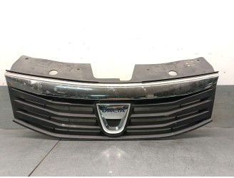 Recambio de rejilla delantera para dacia sandero 1.6 mpi 85 (bs03) referencia OEM IAM 8200735104 