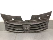 Recambio de rejilla delantera para dacia sandero 1.6 mpi 85 (bs03) referencia OEM IAM 8200735104 