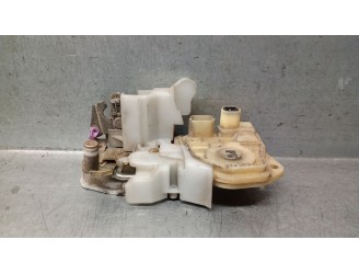 Recambio de cerradura puerta trasera derecha para honda jazz (gd1/5) 1.2 dsi cat referencia OEM IAM 72115S5A003 72115S5A003 