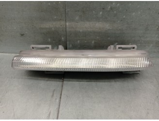 Recambio de piloto delantero izquierdo para mercedes-benz clase c (w204) berlina 2.1 cdi cat referencia OEM IAM A2049068900 A204