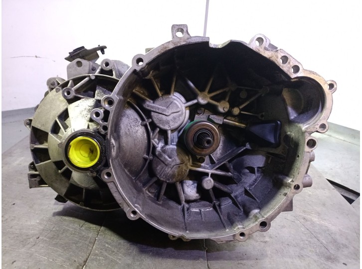 Replacement gearbox for Volvo S60 saloon 2.4 CAT OEM IAM reference P9482076 36050415 