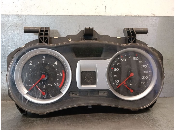 Recambio de cuadro instrumentos para renault clio iii 1.5 dci diesel referencia OEM IAM 8200582705 8201060310 