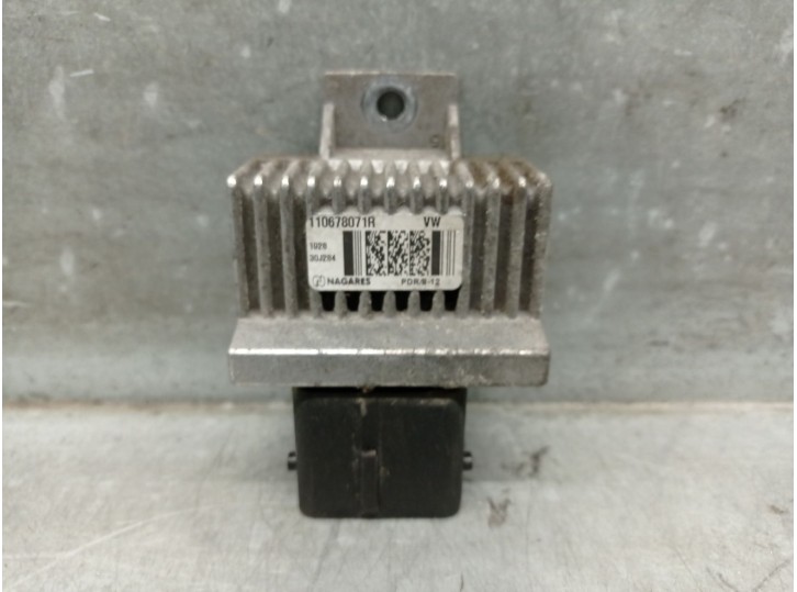 Recambio de caja precalentamiento para renault master iii furgon ma / fm9t / myb23061a3t0 2.3 diesel referencia OEM IAM 11067807