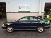 volvo s40 berlina del año 1999