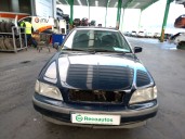 volvo s40 berlina del año 1999