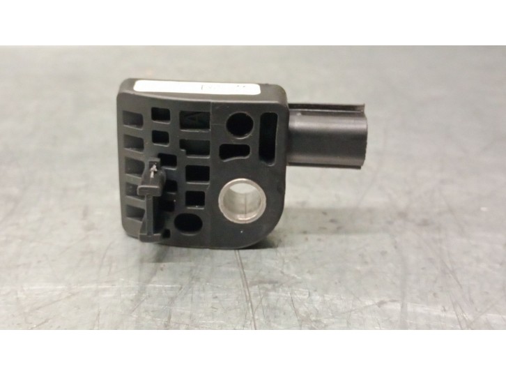 Recambio de sensor impacto para hyundai veloster (fs) 1.6 gdi referencia OEM IAM 959201R000 