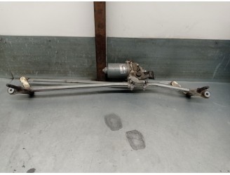 Recambio de motor limpia delantero para renault master iii furgon ma / fm9t / myb23061a3t0 2.3 diesel referencia OEM IAM 8200734