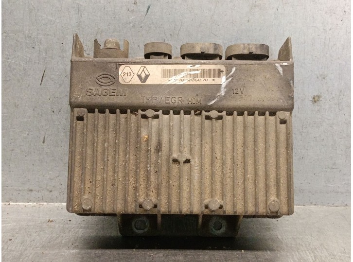 Recambio de centralita motor uce para renault laguna (b56) 2.2 diesel referencia OEM IAM 7700106070 