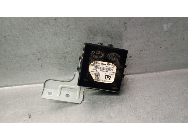 Recambio de modulo electronico para hyundai veloster (fs) 1.6 gdi referencia OEM IAM 958002V200  