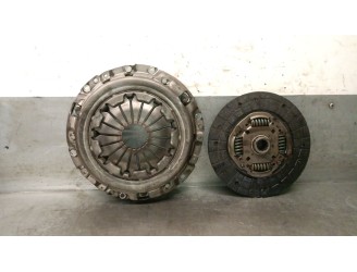 Recambio de kit embrague para toyota auris 1.6 16v cat referencia OEM IAM 3121005120 3121005120 VALEO