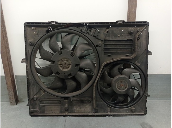 Recambio de electroventilador para audi q7 (4l) 3.0 v6 24v tdi referencia OEM IAM 7L0121203G  0130706809