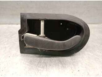 Recambio de maneta interior delantera izquierda para ford mondeo berlina 2.0 16v cat referencia OEM IAM 93BBF22601AE 6848454 