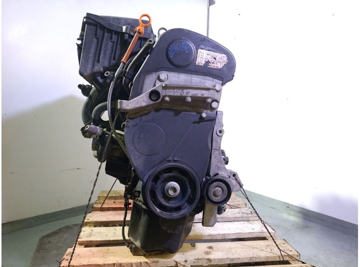 Replacement complete engine for Volkswagen Polo (6R1) 1.4 FSI OEM IAM reference CGGB 036100038L 498953