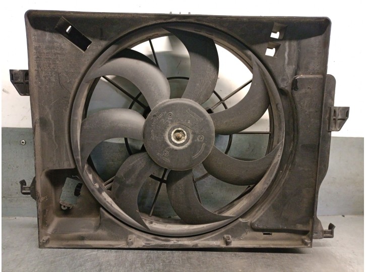 Recambio de electroventilador para hyundai veloster (fs) 1.6 gdi referencia OEM IAM 253801R050 253801R050 