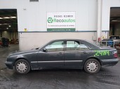 mercedes-benz clase e (w210) berlina diesel del año 2003