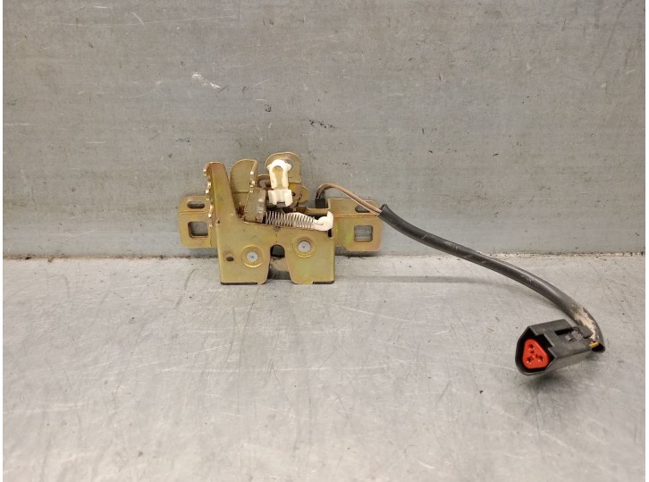 Recambio de cerradura maletero / porton para ford mondeo berlina 2.0 16v cat referencia OEM IAM 93BBF43200BD 6998776 